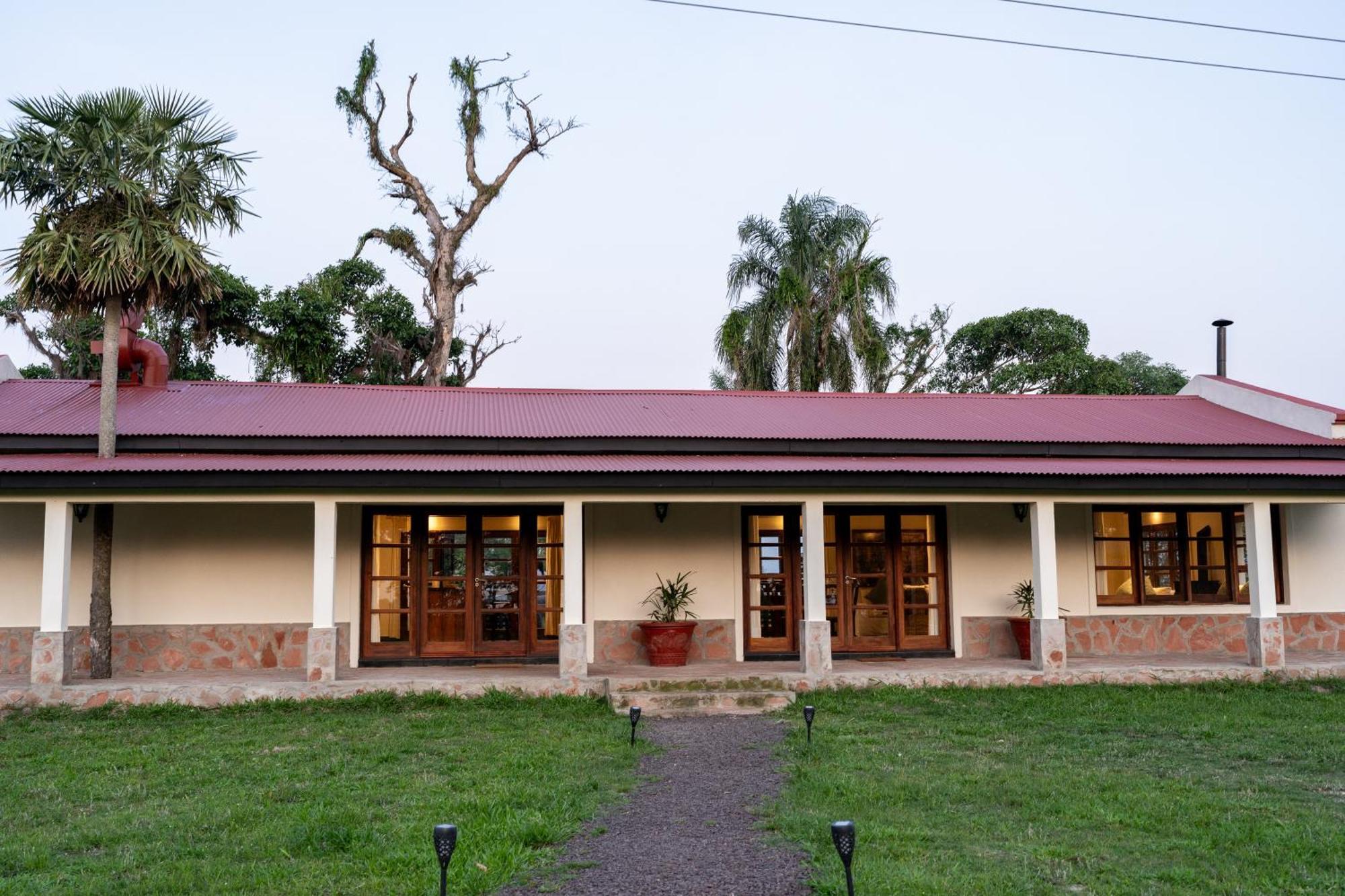 Estancia Ibera Colonia Carlos Pellegrini  Exterior foto